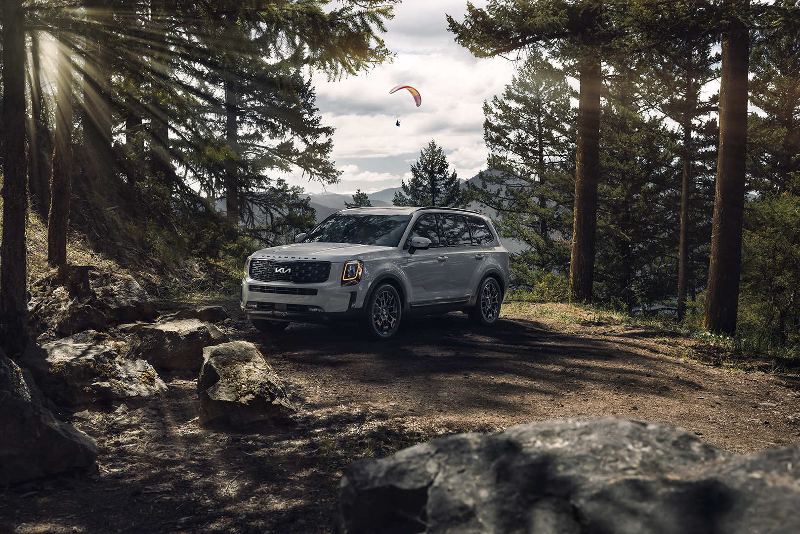 TELLURIDE_2022_3QTR_FRONT